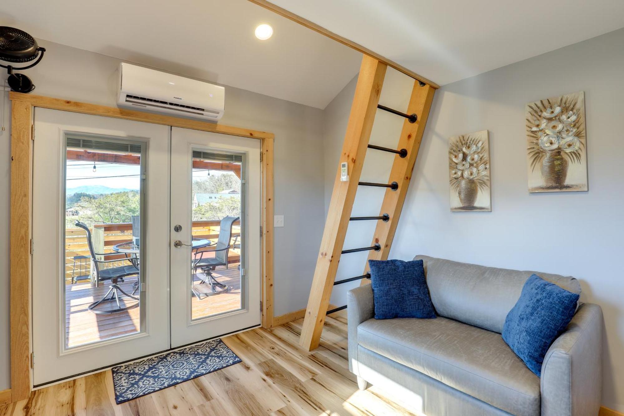 Marshall Studio With Loft, Hot Tub And Views! Exterior photo
